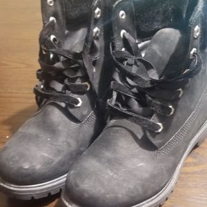 Women's boots
